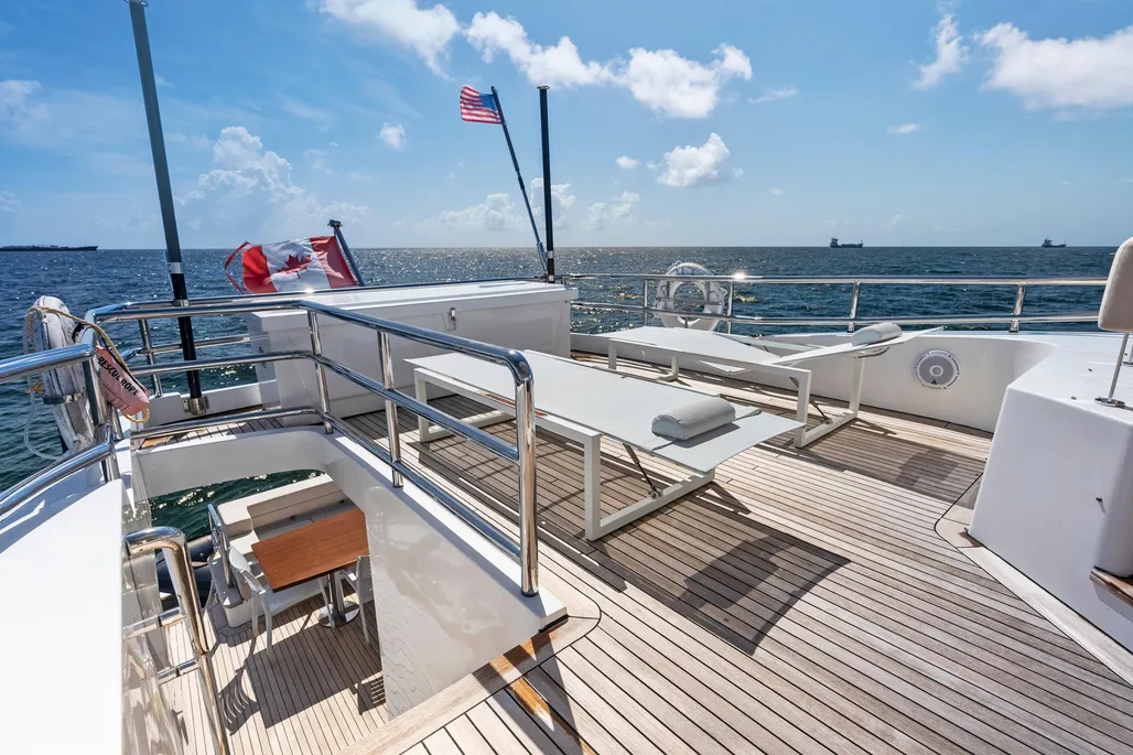 Yacht Photo 56